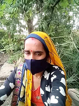 Snapshot of Mohni_Das chatting on October 29, 2025, 10:50 am Mohni Das online show from October 29, 2025, 10:50 am