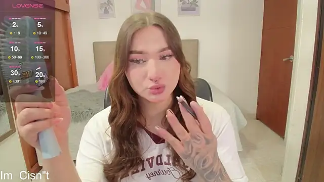 Miley Baker online show from February 21, 2025, 1:11 pm