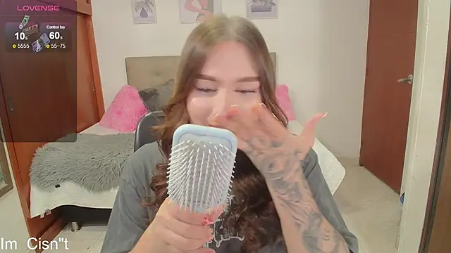 Miley Baker online show from March 3, 2025, 1:09 pm