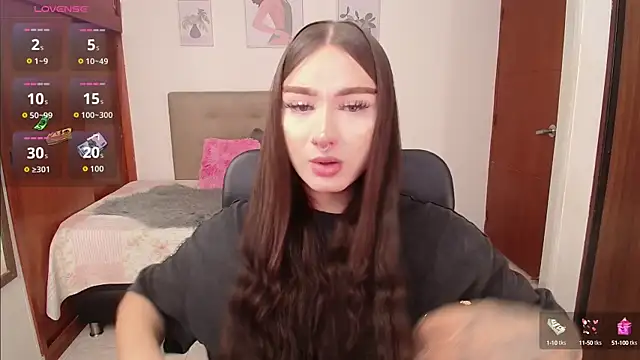 Miley Baker online show from October 1, 2025, 3:18 pm