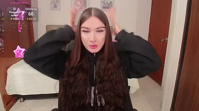 Miley Baker online show from October 18, 2025, 3:02 pm