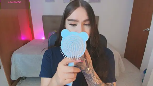 Miley Baker online show from April 22, 2026, 12:50 pm