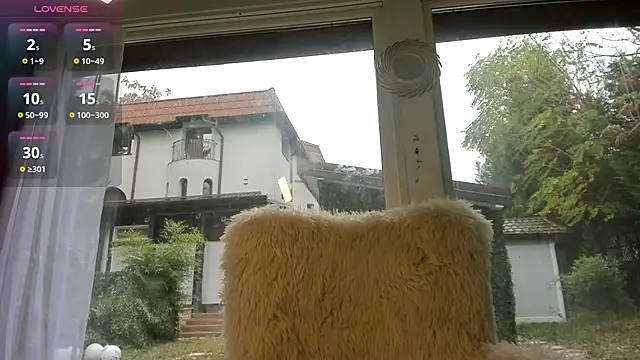 Naila18 online show from October 28, 2025, 6:39 am