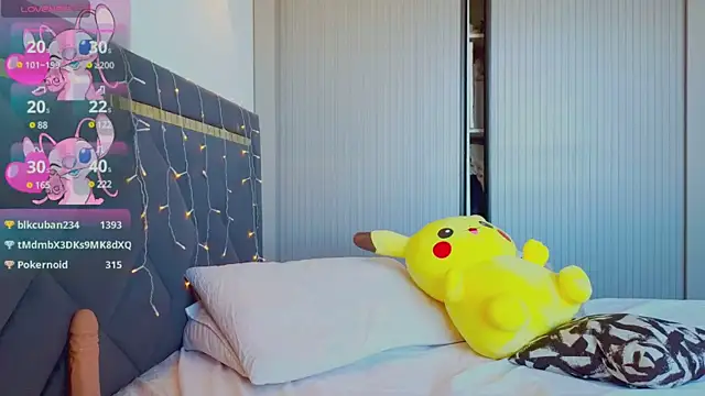 Mia Tin online show from March 10, 2025, 9:43 am