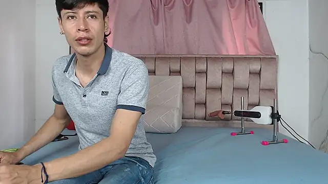 Sexytaty2022 online show from April 21, 2026, 12:44 pm