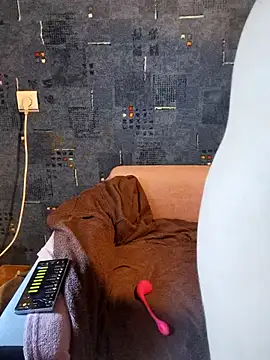 virginriverofficial online show from September 11, 2025, 7:08 am