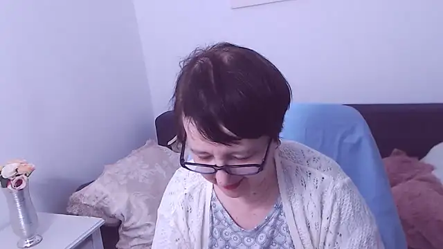 ChristaRose online show from February 20, 2025, 2:18 am