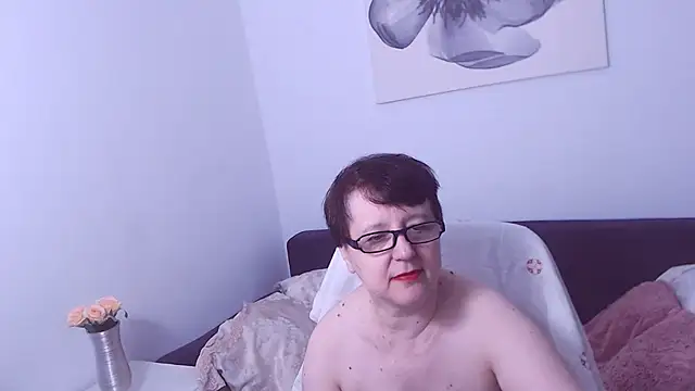 ChristaRose online show from September 13, 2025, 10:31 pm