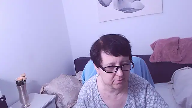 ChristaRose online show from November 26, 2025, 7:37 pm