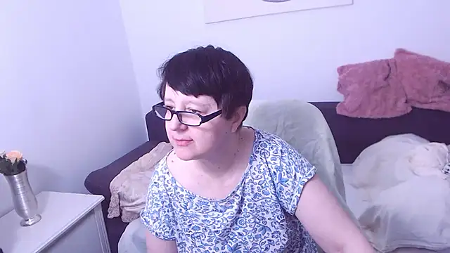 ChristaRose online show from February 8, 2026, 12:41 pm