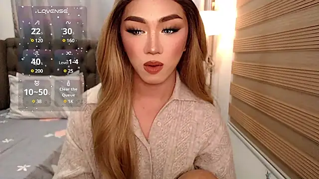 Snapshot of Local_Hoelyx chatting on December 27, 2024, 9:28 am Local Hoelyx online show from December 27, 2024, 9:28 am