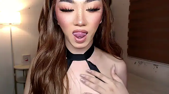 Snapshot of Local_Hoelyx chatting on March 21, 2025, 7:22 am Local Hoelyx online show from March 21, 2025, 7:22 am