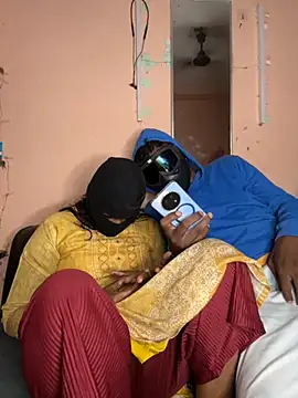 Snapshot of falooda288 chatting on September 9, 2025, 1:32 pm falooda288 online show from September 9, 2025, 1:32 pm