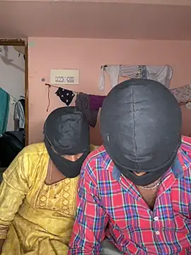 Snapshot of falooda288 chatting on September 11, 2025, 3:45 pm falooda288 online show from September 11, 2025, 3:45 pm