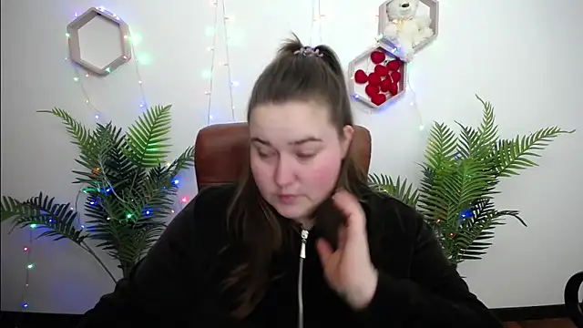 XX Daniella XX online show from March 6, 2026, 9:17 am