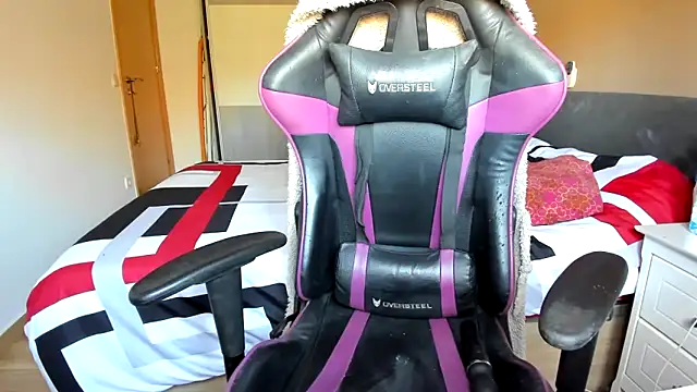 Vampirosa online show from April 16, 2026, 1:56 pm