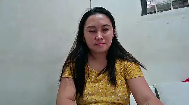 LalaiAsian online show from February 12, 2025, 2:14 am