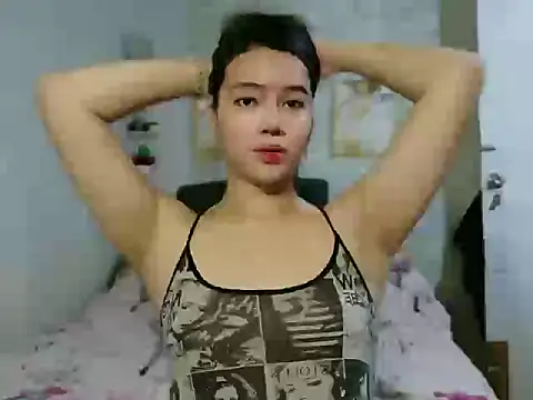 Snapshot of Hebefemme chatting on March 20, 2026, 6:29 am Hebefemme online show from March 20, 2026, 6:29 am