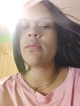 valentina gil69 online show from March 16, 2025, 4:45 pm