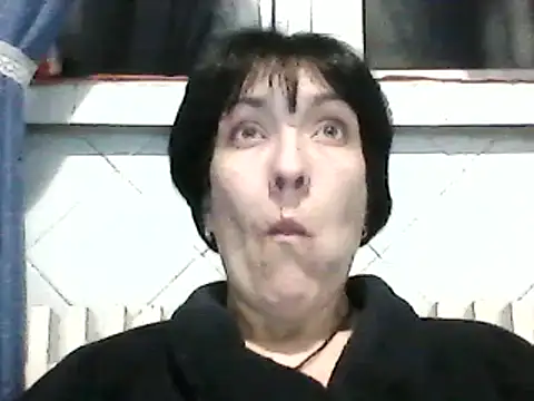 SunnyAmorre online show from March 5, 2025, 10:32 pm