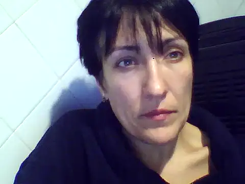 SunnyAmorre online show from October 21, 2025, 9:37 pm