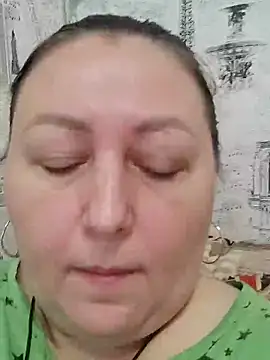 Rini333 online show from October 1, 2025, 11:16 am