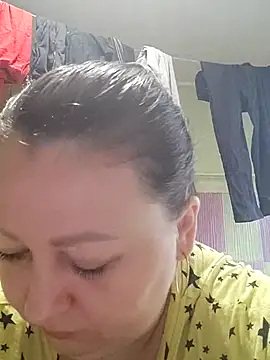 Rini333 online show from November 2, 2025, 10:28 am