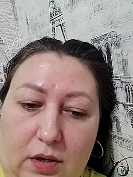 Rini333 online show from December 22, 2025, 12:02 pm