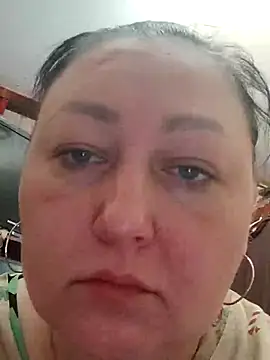 Rini333 online show from February 10, 2026, 5:33 am