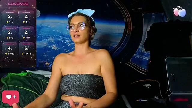 KittyMia online show from October 17, 2025, 7:16 pm