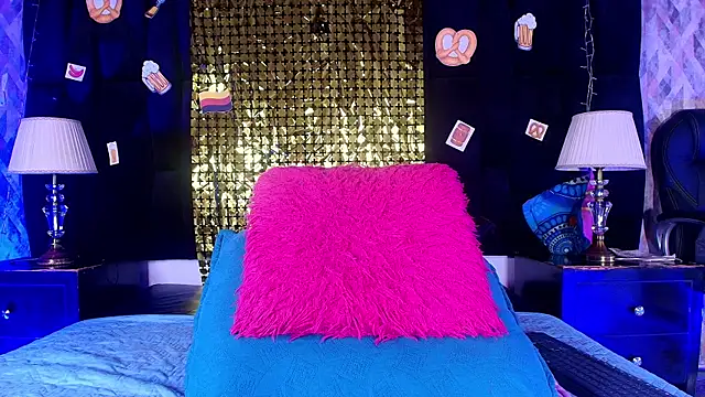 shelsyloreds online show from September 13, 2025, 11:54 am