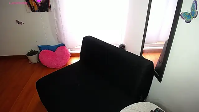 Snapshot of sexylatina001 chatting on October 23, 2025, 2:49 pm sexylatina001 online show from October 23, 2025, 2:49 pm