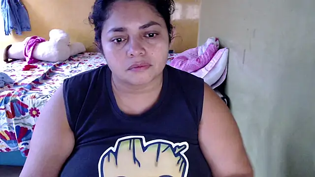 yulieth bbw online show from October 21, 2025, 11:11 am