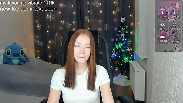 Hot Mia  online show from December 8, 2024, 3:24 pm