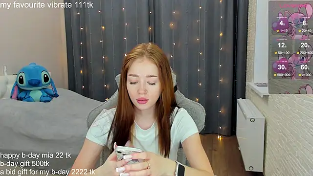 Hot Mia  online show from January 21, 2025, 12:18 pm