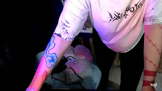 JINX 26 online show from November 20, 2025, 2:56 am