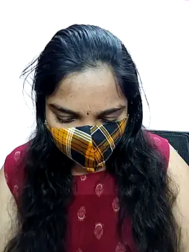 Snapshot of lovely-latha chatting on January 8, 2025, 3:39 pm lovely-latha online show from January 8, 2025, 3:39 pm