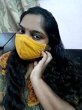 Snapshot of lovely-latha chatting on February 23, 2025, 3:18 pm lovely-latha online show from February 23, 2025, 3:18 pm