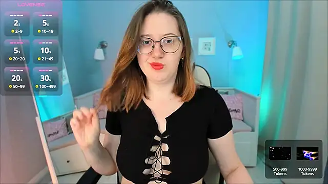 Charmy Gracy online show from October 4, 2025, 11:19 am