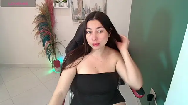 bella 99  online show from January 17, 2026, 12:10 pm