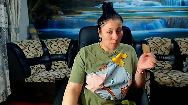 MoistMady online show from March 1, 2025, 9:26 pm