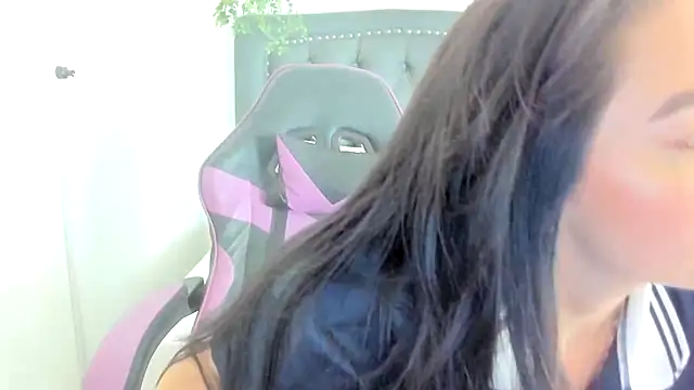 sahara1802 online show from February 18, 2026, 4:52 am