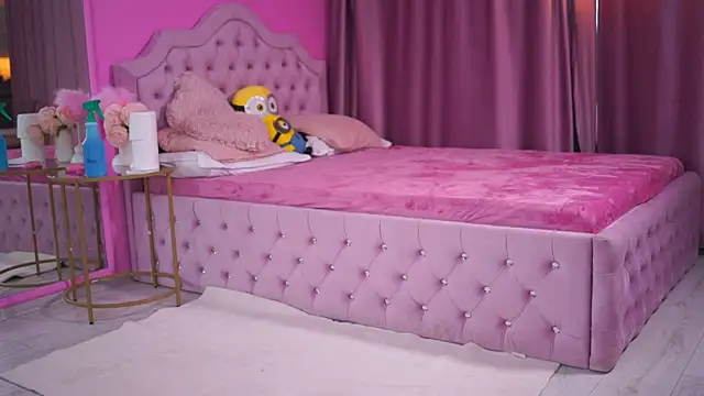 Snapshot of AshleySinn chatting on October 30, 2025, 3:24 pm AshleySinn online show from October 30, 2025, 3:24 pm