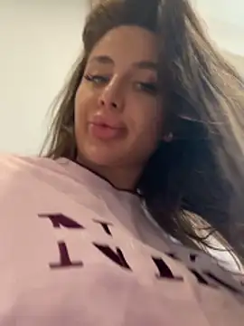 AshleySinn online show from March 9, 2026, 7:23 am