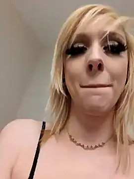 AmethystFoxx online show from January 20, 2025, 6:10 pm