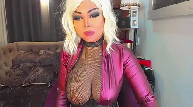 Snapshot of AsianHotieTS chatting on February 7, 2025, 4:24 pm AsianHotieTS online show from February 7, 2025, 4:24 pm