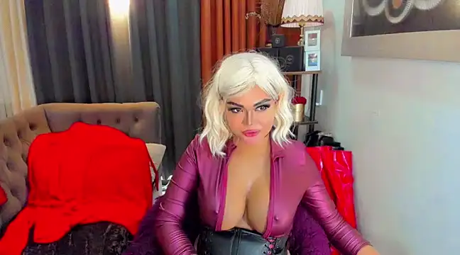 Snapshot of AsianHotieTS chatting on February 28, 2025, 11:56 pm AsianHotieTS online show from February 28, 2025, 11:56 pm