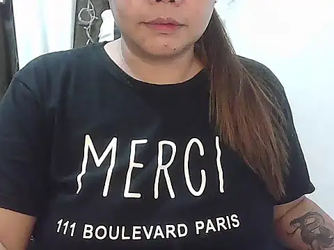 wild amber25 online show from February 3, 2026, 12:32 pm