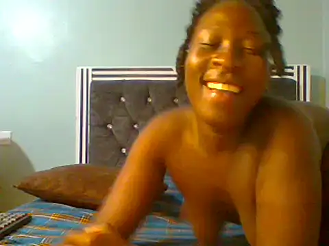 blackcuteebony online show from February 21, 2025, 4:05 pm