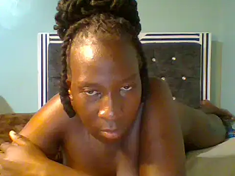 blackcuteebony online show from March 14, 2025, 5:02 pm